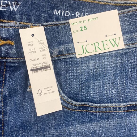 J. Crew Mid-rise denim short in Squash wash - Picture 7 of 7
